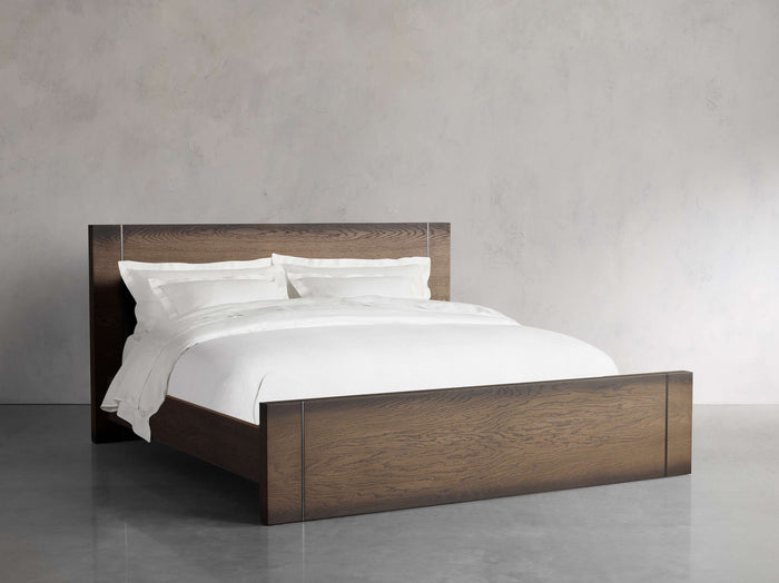 Mihaela Oak Bed in Chestnut 61.5"