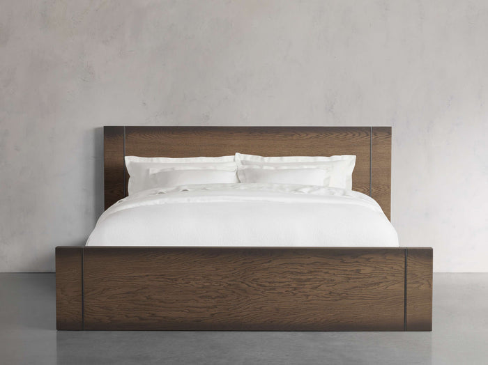 Mihaela Oak Bed in Chestnut 61.5"