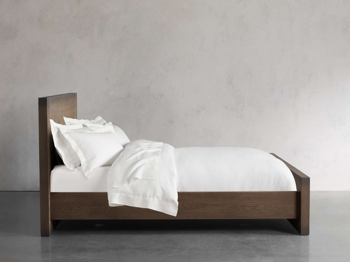 Mihaela Oak Bed in Chestnut 61.5"