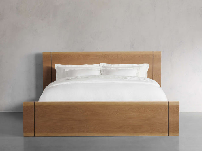 Mihaela Oak Bed in Vin Alb 85.25"