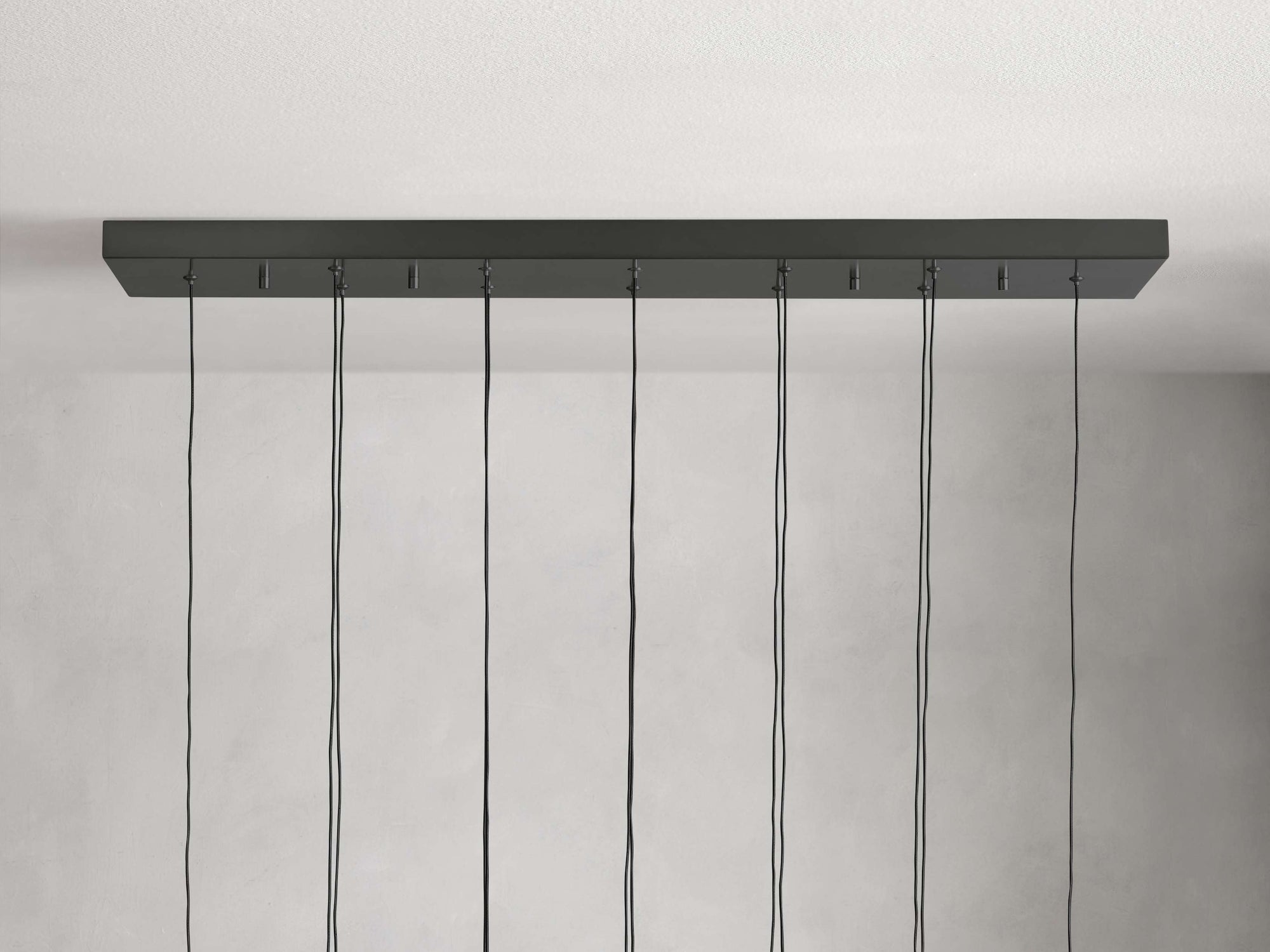 Solitaire Linear Chandelier 37"50"70"87"120"