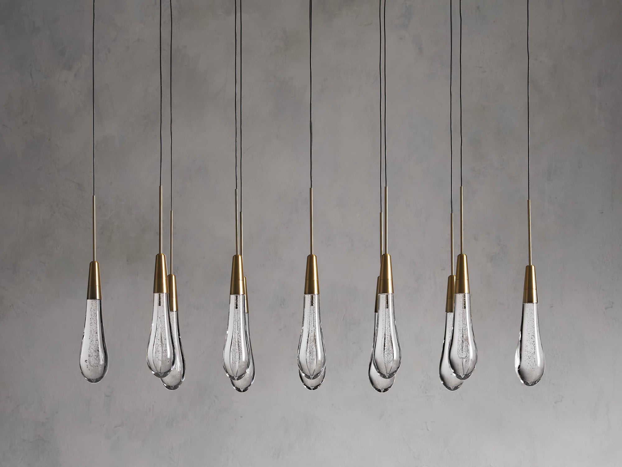 Solitaire Linear Chandelier 37"50"70"87"120"