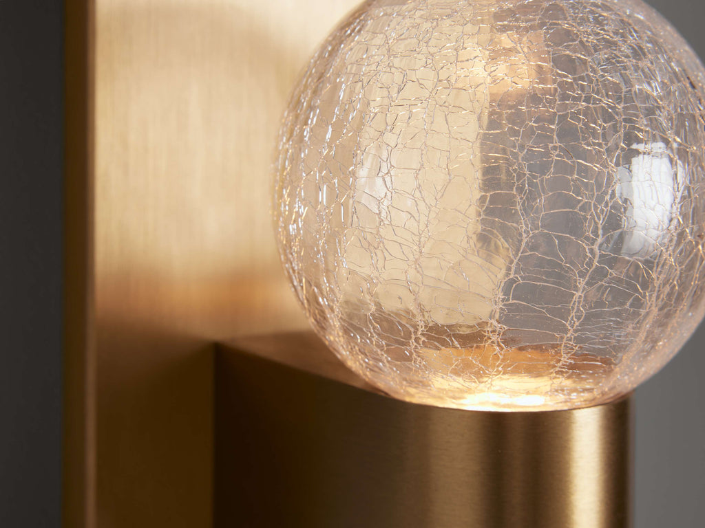 Casen Sconce