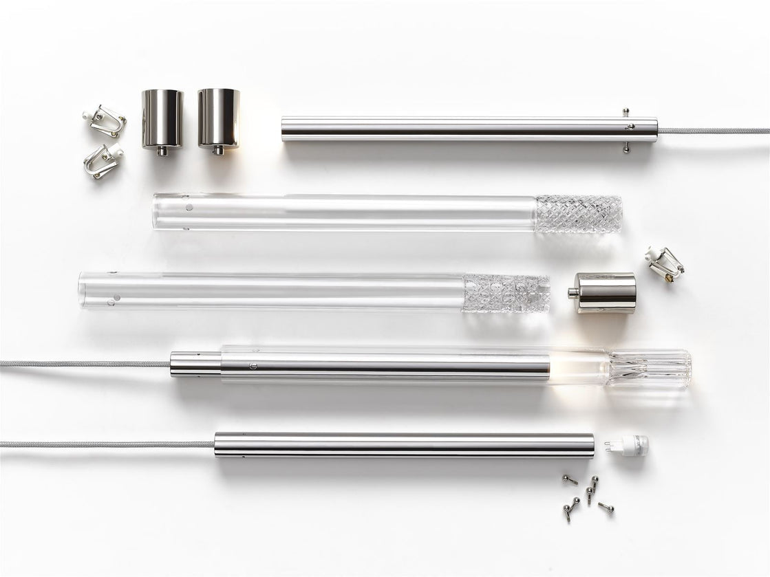 Flare Solitarie pendant Cluster of 7 / Gold Finish