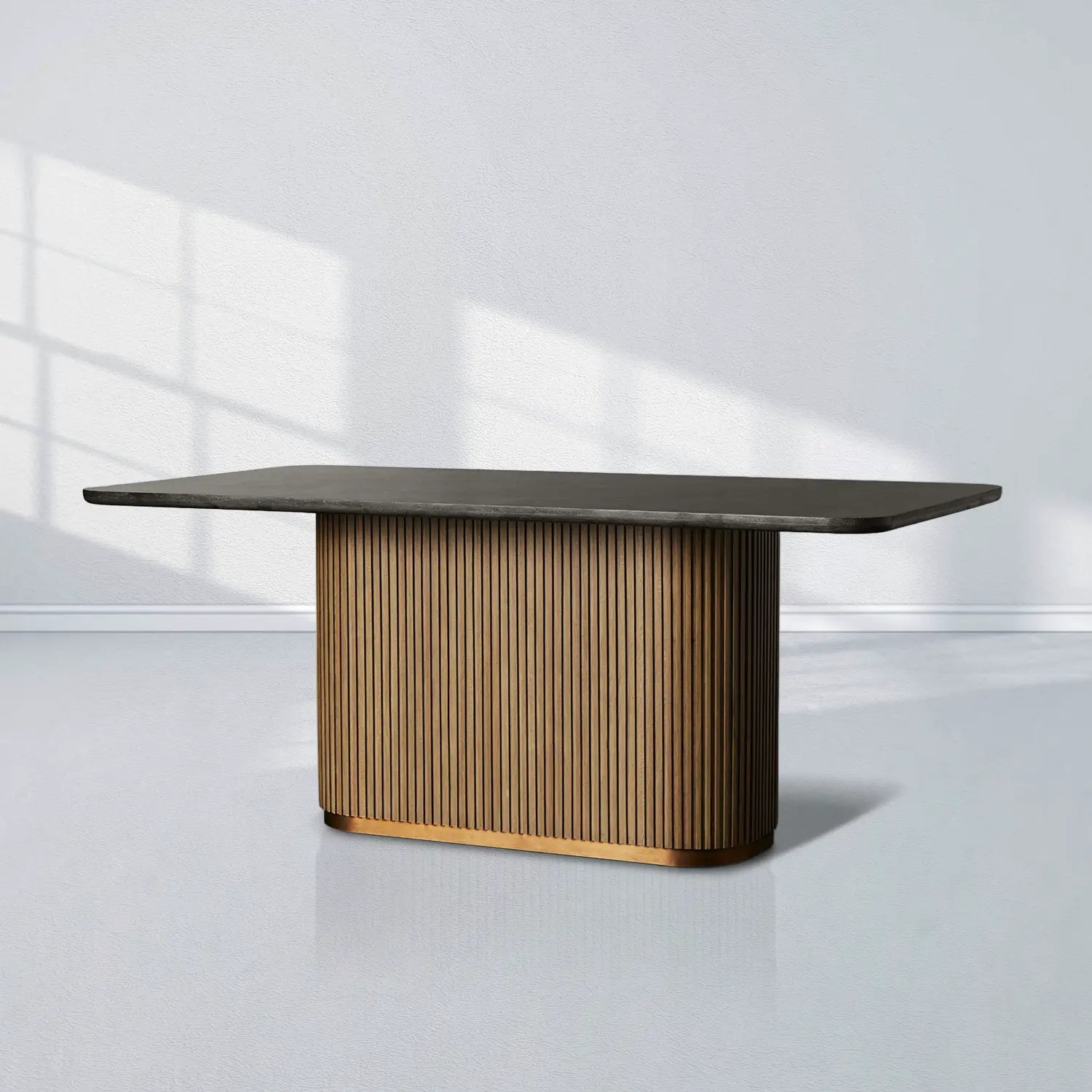 Finnley Dining Table