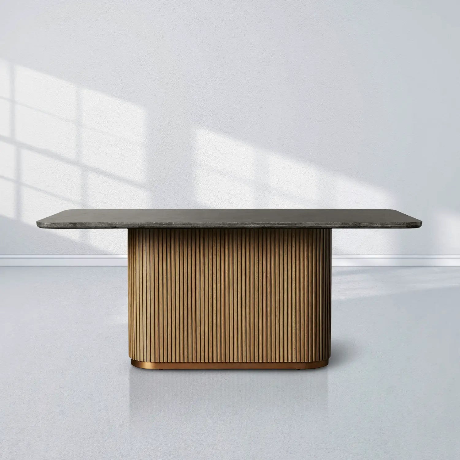 Finnley Dining Table