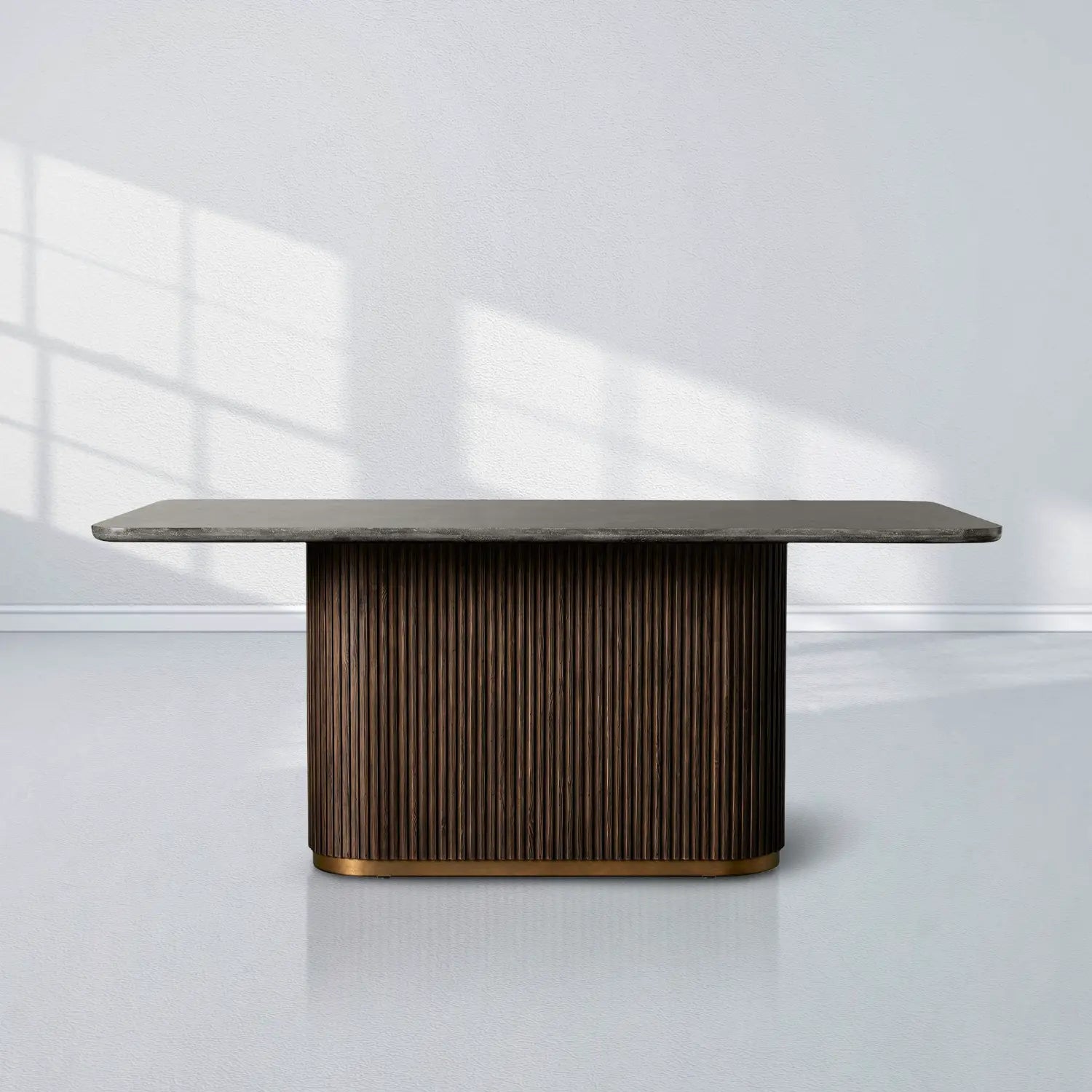 Finnley Dining Table