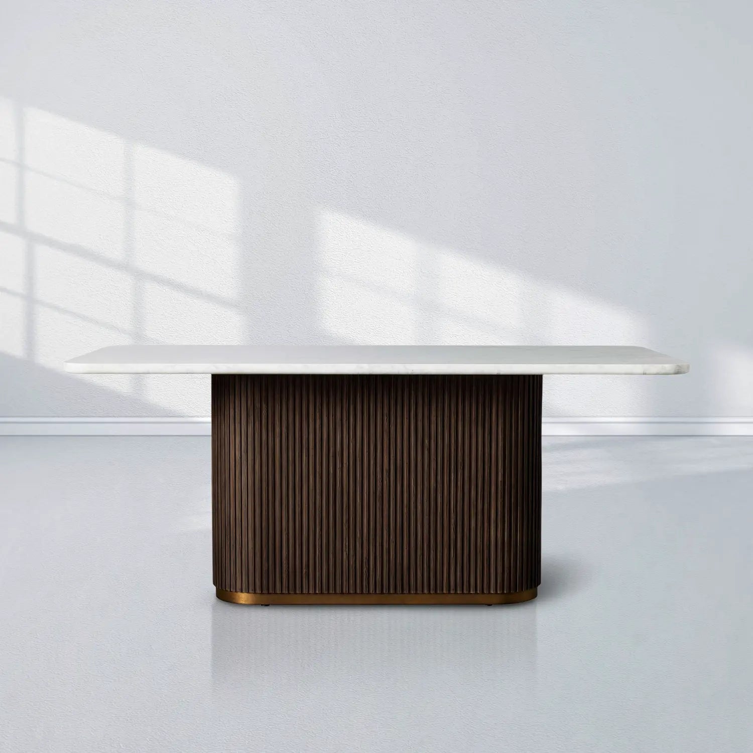 Finnley Dining Table